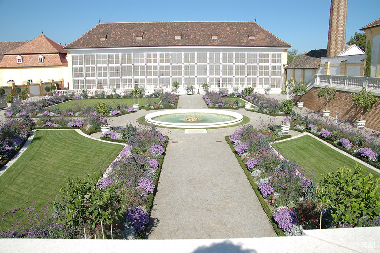Schlosshof60